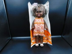 14" NETTA  ORIGINAL ABORIGINAL NATIVE DOLL FROM AUSTRALIA, BOX WITH GRAPHICS